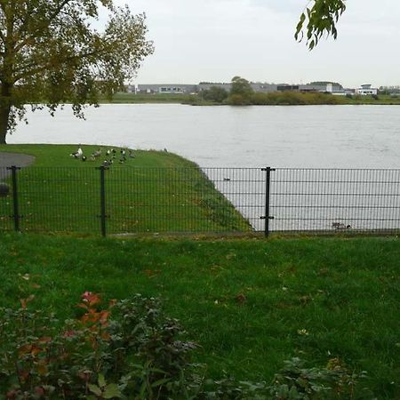 斯里弗伦卡尔帕住宿加早餐旅馆 IJsselmuiden 外观 照片
